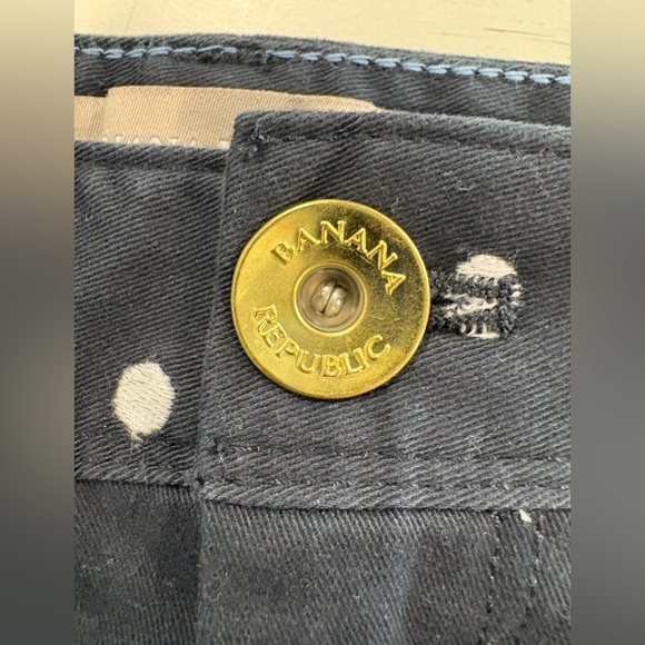 Banana Republic Blue Cropped Pants with Blue and White Dots - Picture 5 of 11